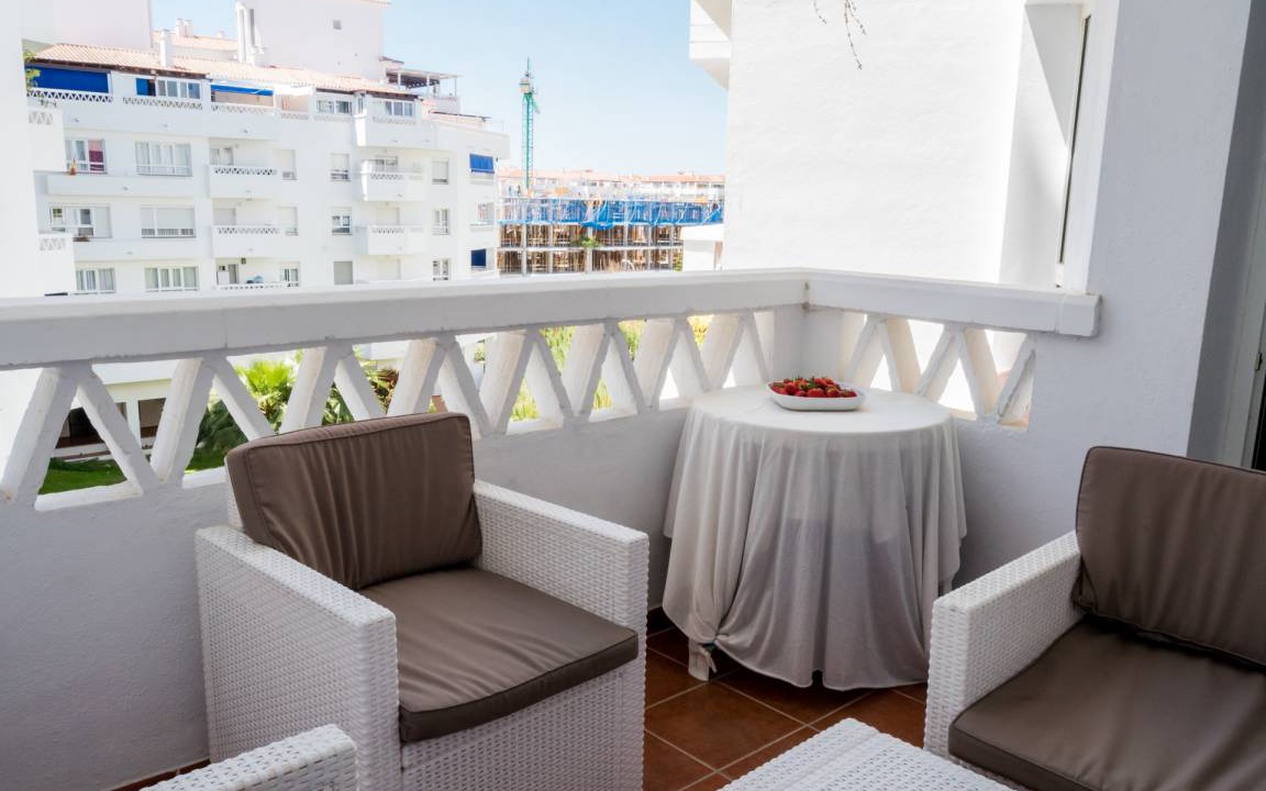 Nueva Andalucia Apartment | Albatros Apartment