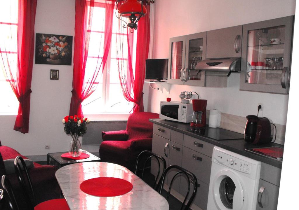 Rochefort Apartment | Beau T2 RUBY