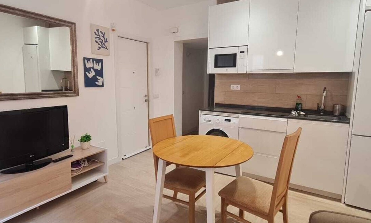 Vista Alegre Apartment | Beautiful newly refurbished flat