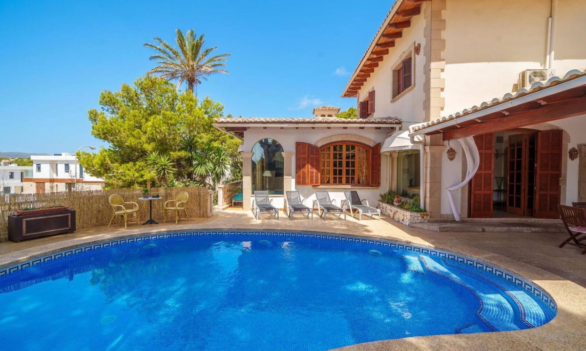 Cala Lliteres House | Beautiful private villa for 11 guests with WIFI, A/C, private pool, TV and terrace