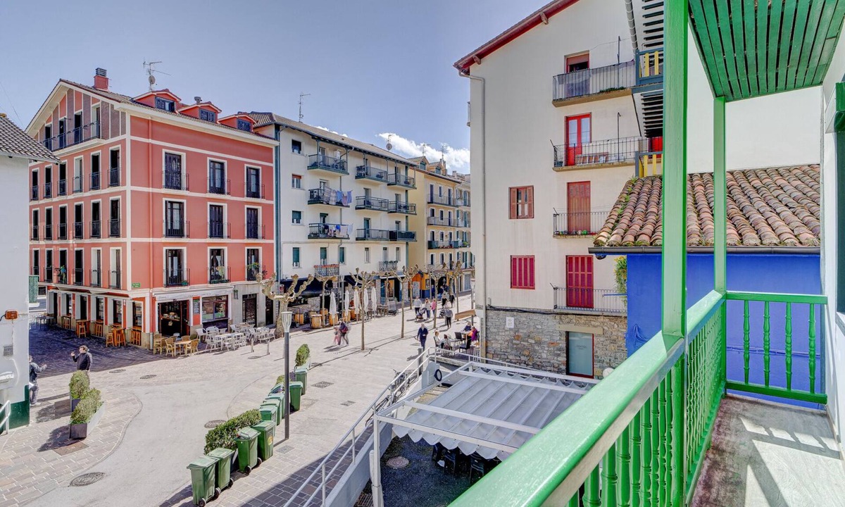 Hondarribia Apartment | Bright apartment in Hondarribia | Center | 3BR, IR Property Management