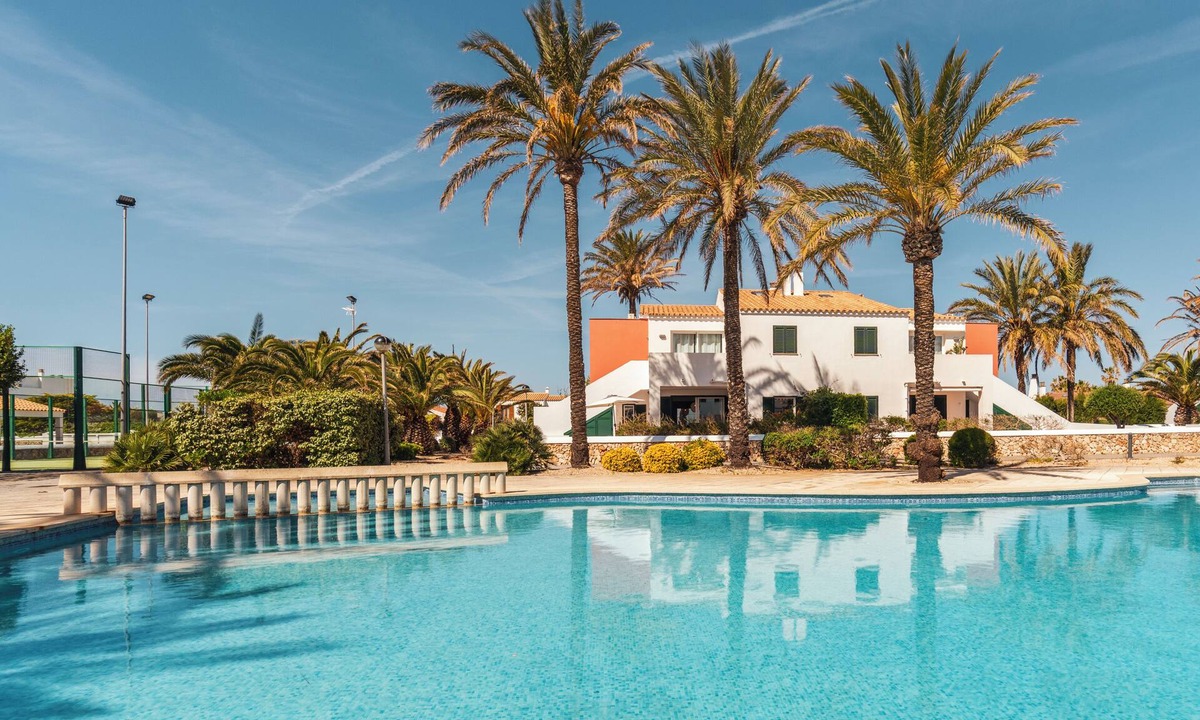 Ciudadela Apartment | Caleta de Mar - Ground floor apartment with terrace, pool and padel court