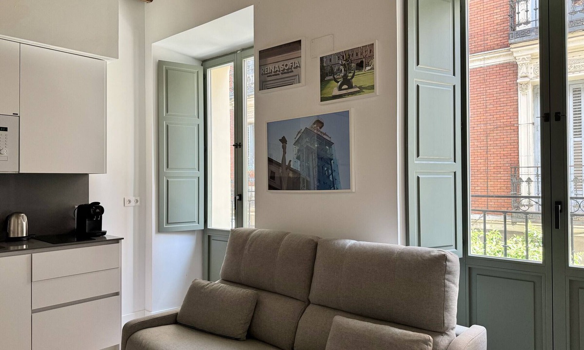 Barrio de La Latina Apartment | CavaBajaSuites 203 MUSEO REINA SOFÍA