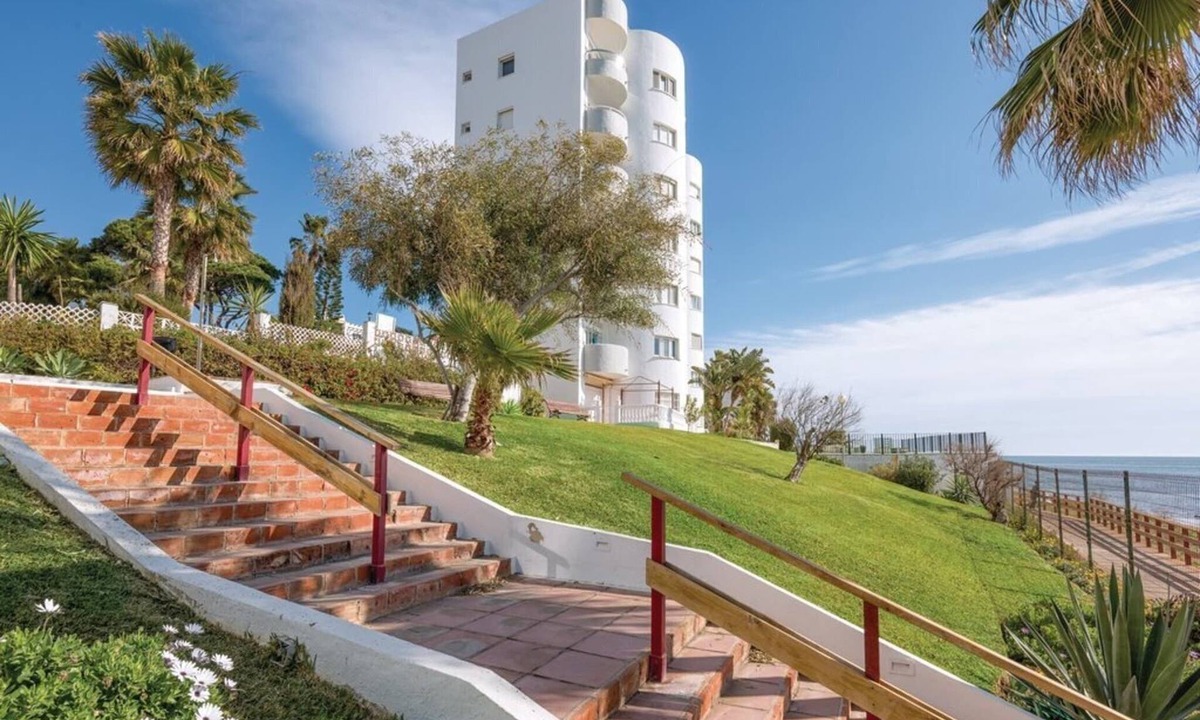 Calahonda House | Charming Apartment in Mijas