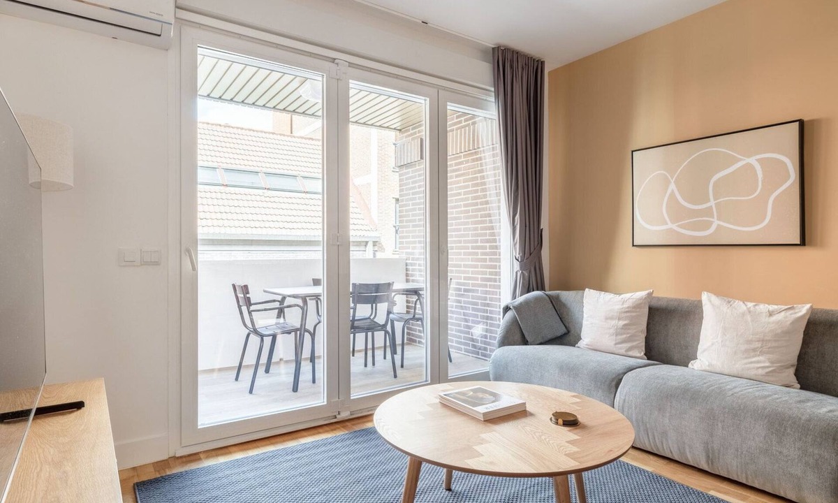 Salamanca Apartment | Deluxe Salamanca 2BR w/Doorman nr Las Ventanas, by Blueground