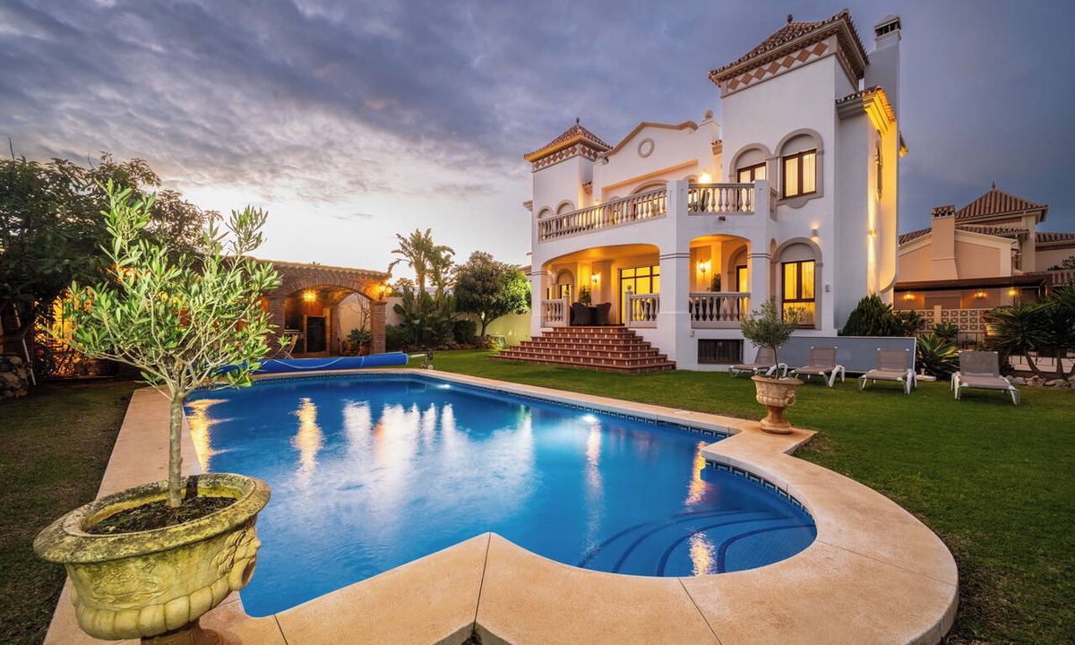 San Pedro de Alcantara Villa | Beachside Luxury Villa Heated Saltwater Pool & Game Room in San Pedro Marbella
