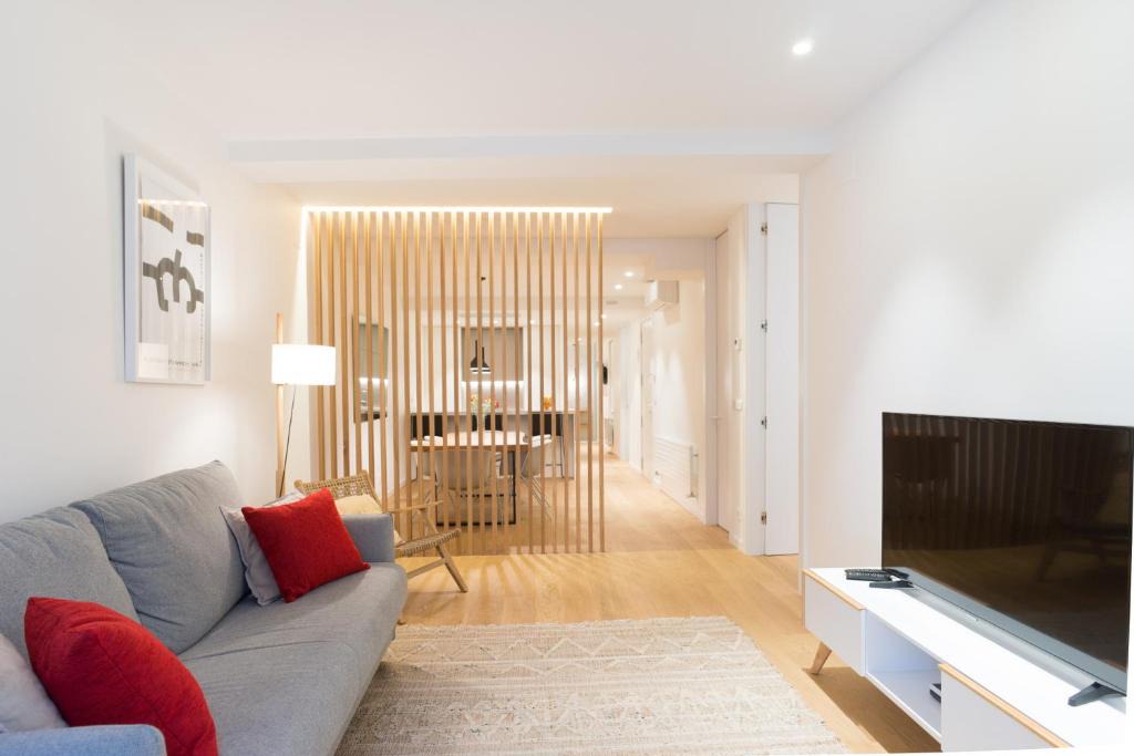 Old Town Apartment | Fermin Suite - Iberorent Apartments