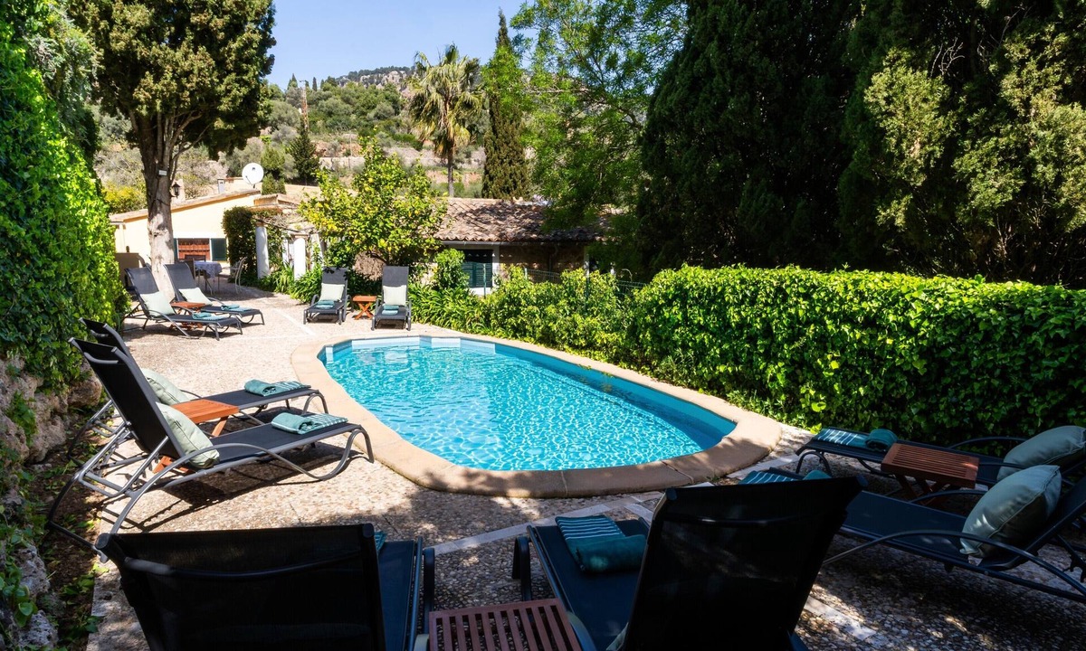 Valldemossa House | Holiday Home 'Son Niu Vell Valldemossa Estate' with Private Pool, Private Terrace and Wi-Fi