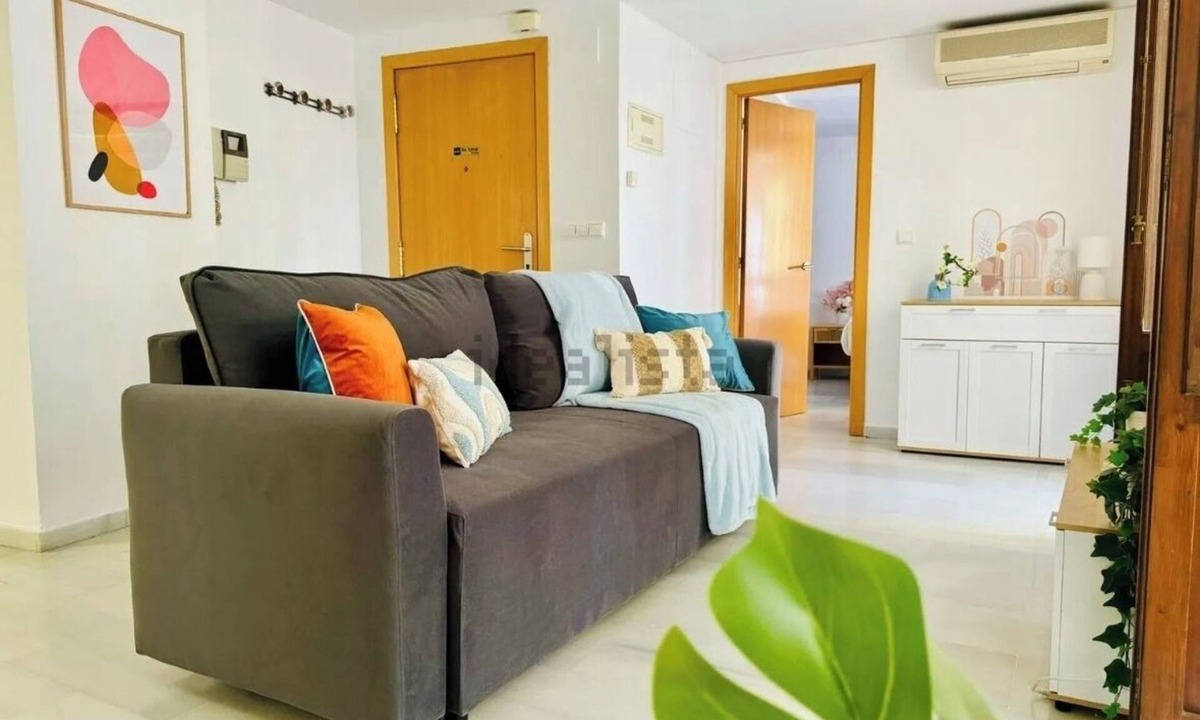 Ciutat Vella Apartment | NEW Listing Styled flat in Downtown València