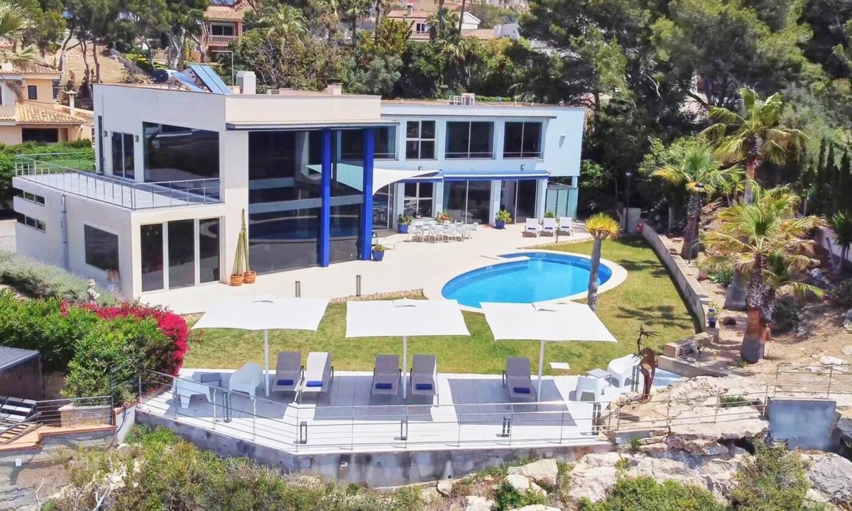 Badia Blava Villa | Villa Bay Blue Mallorca. Luxury Holiday Villa with Infinity Pool
