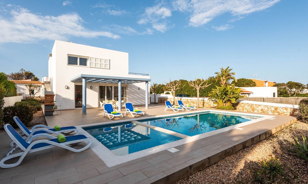 Cala'n Bosch Villa | Villa Ona by EscapeHome