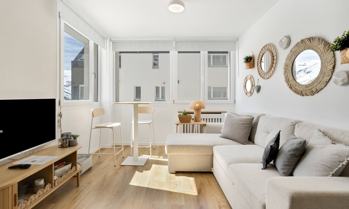 Pradollano Apartment | 'Vistasur On the Slopes S Nevada' Apartment with Mountain Views, Ideal for Cyclists & Wi-Fi