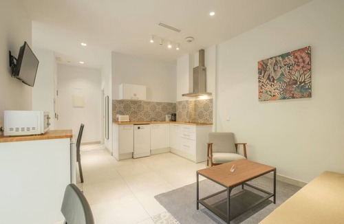 La Petxina Apartment | ꕥ Chic & Comfortable Apartment/Private Terrace ꕥ