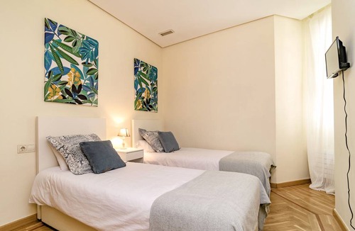 Castellana Apartment | 150 m² Apartment ∙ 3 bedrooms ∙ 8 guests