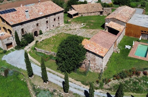 Moia Cottage | 16th-century Catalan farmhouse: a rural getaway in an idyllic setting.