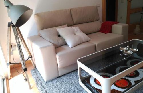 Sant Adria de Besos Apartment | 2 BEDROOMS and 2 BATHROOMS FOR 5 PAX, SWIMMING POOL, FREE PARKING and NEAR THE BEACH!