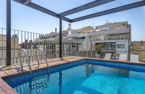 el Fort Pienc Apartment | 3 rooms Barrio Gotico Duplex, Terrace and Pool - 8 pax - Free WiFi