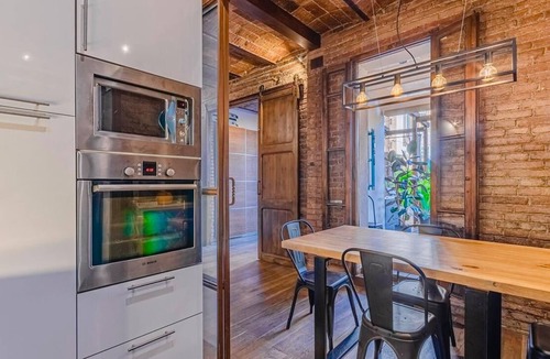 el Camp d'en Grassot i Gracia Nova Apartment | 3BR Apartment w/100m² Private Terrace – Eixample