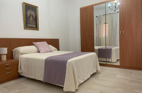 Sanlucar de Barrameda Apartment | Apartamento con patio delantero