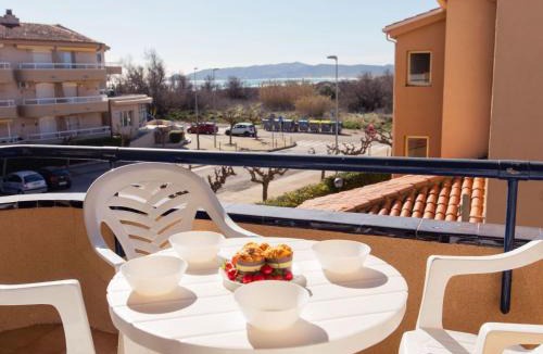 Els Griells Apartment | Apartment Edificio Tamarius by Interhome