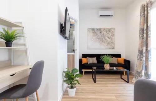 Quintana Apartment | AR Madrid Ventas Moderno Apartamento 2 Hab y 2 Baños, Excelente Comunicación