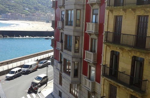 Old Town Apartment | Beautiful apartment in a high standing building in the heart of the city