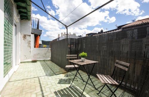 Old Town Apartment | Beautiful apartment with terrace - Prime location!