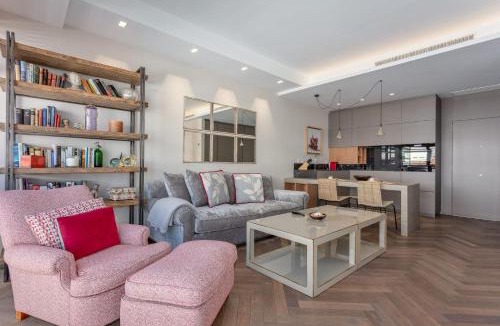 Hispanoamerica Apartment | Bright Functional Studio Near Bernabéu
