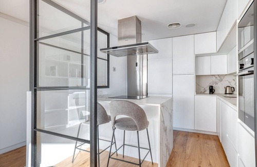 Lista Apartment | Bright Salamanca 3BR w/Doorman nr El Retiro Park, by Blueground