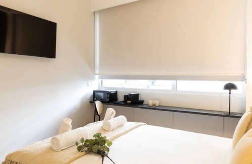 Lista Hotel | Calma Rooms by Charming VI