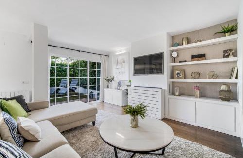 Golden Mile House | Casa Valentina - Marbellamar by Finest Rentals
