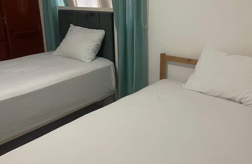 Quintana Apartment | Charming 1-Bedroom Apartment in the Heart of Madrid