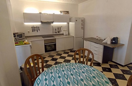 Son Antem Apartment | Cozy 2-bedroom apartment with WiFi, air-con and a rooftop terrace with bbq.