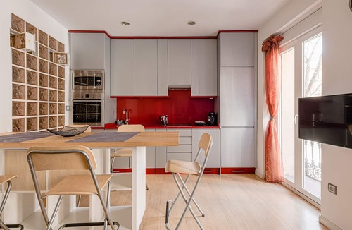 Palos de la Frontera Apartment | Cozy flat next to Atocha by SharingCo