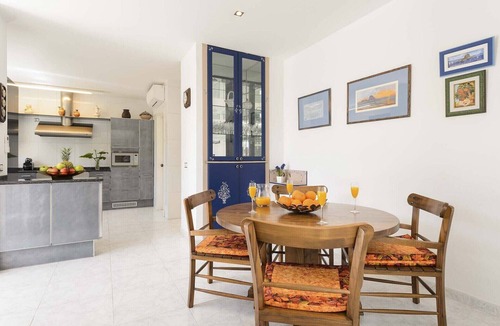 Cala de Bou Villa | Exclusive 5 Bedroom Villa Close to the Beach, Ibiza Villa 1060