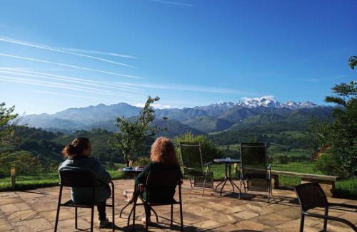 Llenin House | Heredad de la Cueste