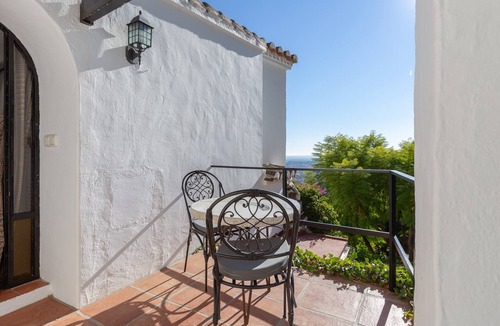 Mijas House | Holiday Home "Casita with fantastic views" with Sea View, Pool, Terrace & Wi-Fi