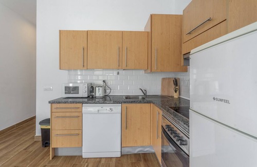 Arafo House | Holiday Home “La Casita” with Sea & Mountain Views, Wi-Fi, and Air Conditioning