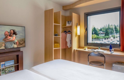 Alcobendas Hotel | Hotel ibis Madrid Alcobendas