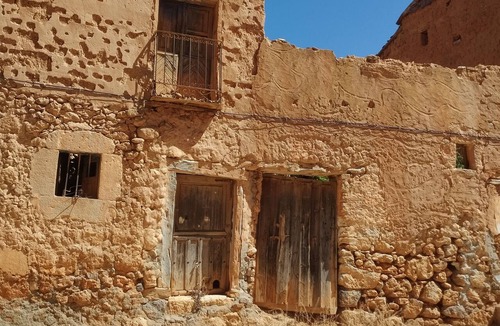 Alcubilla del Marques Cottage | House for 16 next to Burgo de Osma. Hiking, wine, castles. Pets