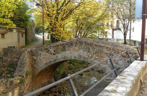 San Daniel Apartment | House in rural area with garden, 10 minutes from the center of Girona.