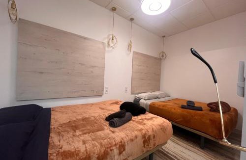 Embajadores Apartment | HR12 Amazing plaza mayor