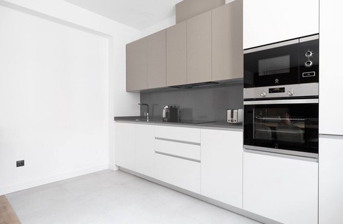 Salamanca Apartment | Immpecable Salamanca 3BR w/terrace, by Blueground