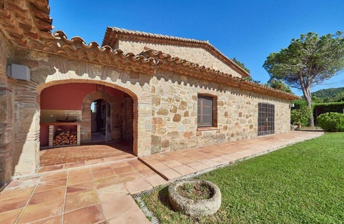 Castellbell I El Vilar Cottage | LuxRural Montserrat | Swimming Pool with Unique Views