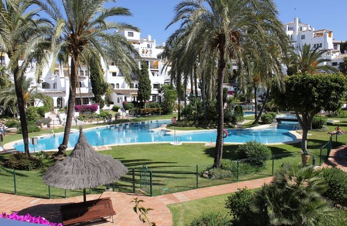 Marbella Apartment | Luxury 2 Bed Apartment in Aldea Blanca, near beaches and local ameneties