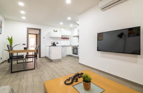 Premia de Mar Apartment | Luxury Beach Apartment, next to the sea