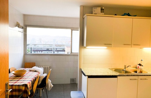 La Vila Olimpica del Poblenou Condo | Luxury Flat With Beach and Skyline Views