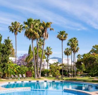 Guadalmina House | Luxury Golf Beach Villa in Guadalmina Baja Pool