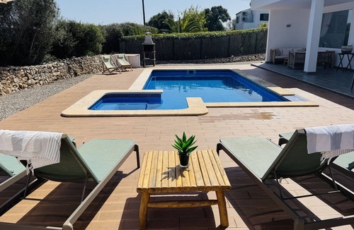 Binibequer Vell Villa | Modern Villa 6 pax, private pool, countryside views, free wifi