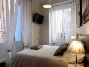 Embajadores House | THC Latina Hostel